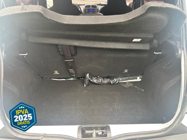 KWID 1.0 12V SCE FLEX ZEN MANUAL11