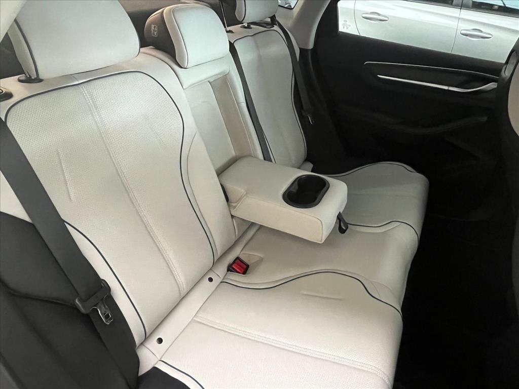 KING 1.5 DM-I PHEV GS AUTOMÁTICO11