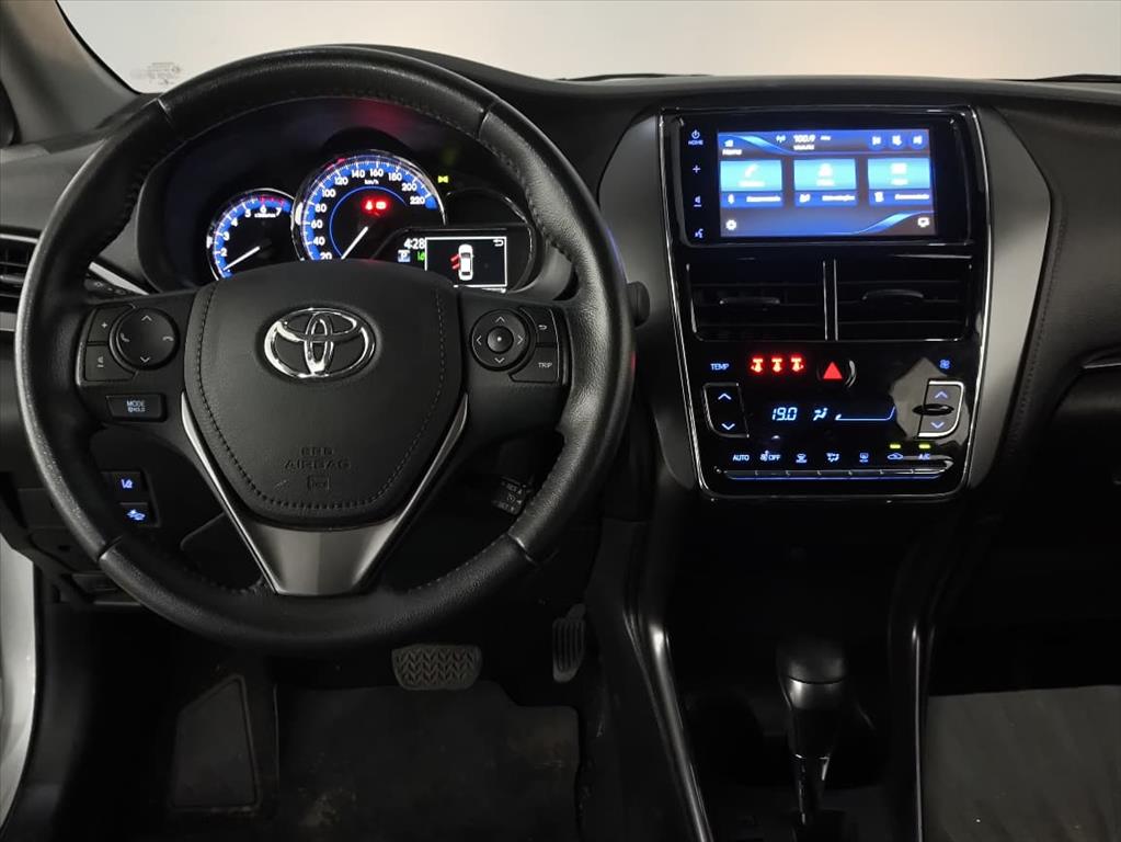 YARIS 1.5 16V FLEX SEDAN XS CONNECT MULTIDRIVE8