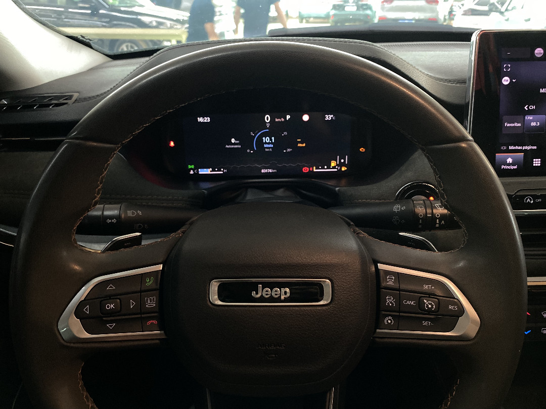 COMMANDER 1.3 T270 TURBO FLEX LIMITED AT6