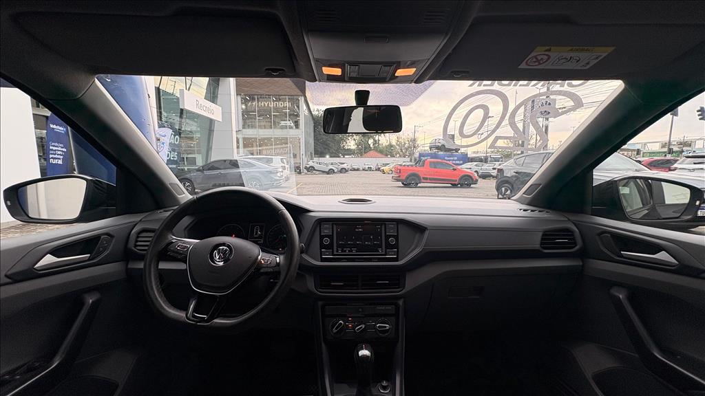T-CROSS 1.0 200 TSI TOTAL FLEX AUTOMÁTICO10