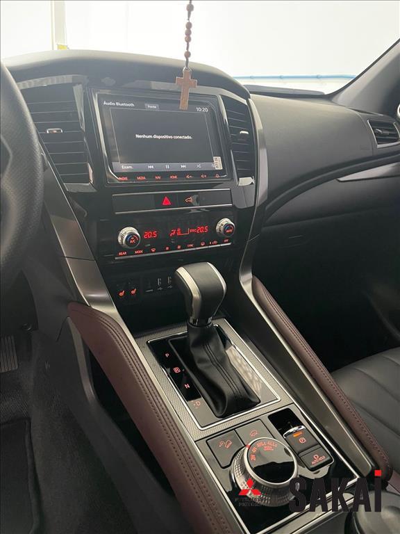 Mitsubishi-PAJERO SPORT-2.4 16V MIVEC TURBO DIESEL LEGEND BLACK AWD AUTOMÁTICO