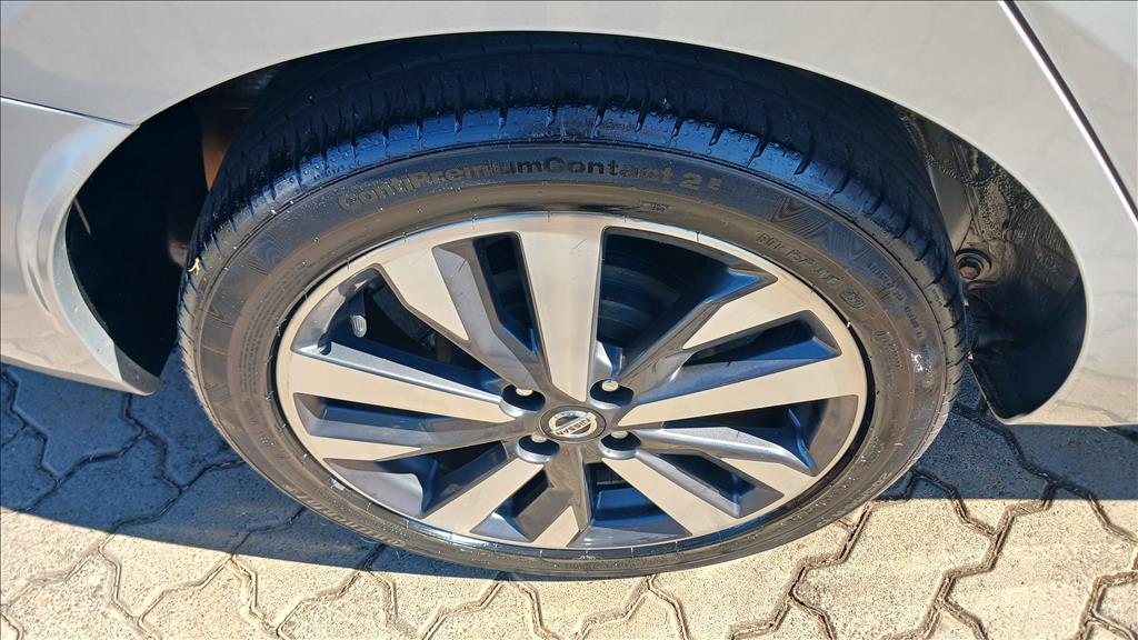 VERSA 1.6 16V FLEX EXCLUSIVE XTRONIC10