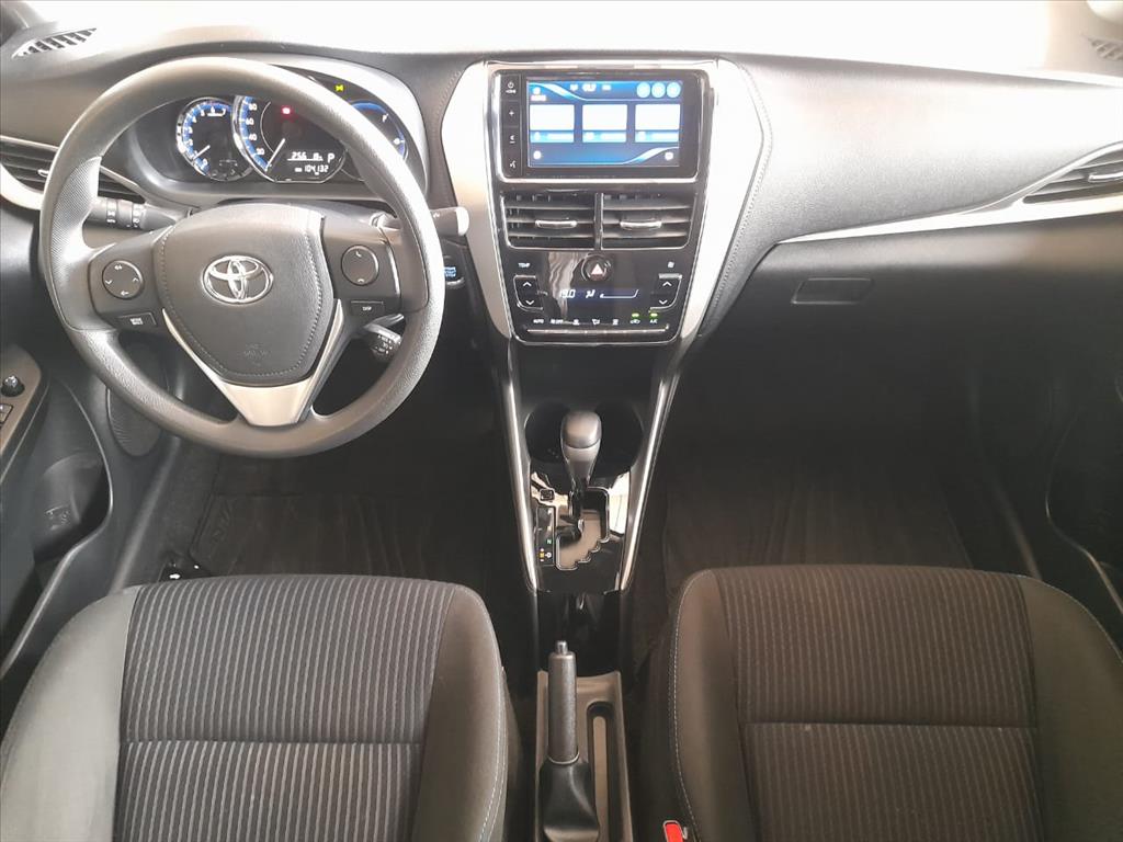 YARIS 1.5 16V FLEX SEDAN XL PLUS TECH MULTIDRIVE