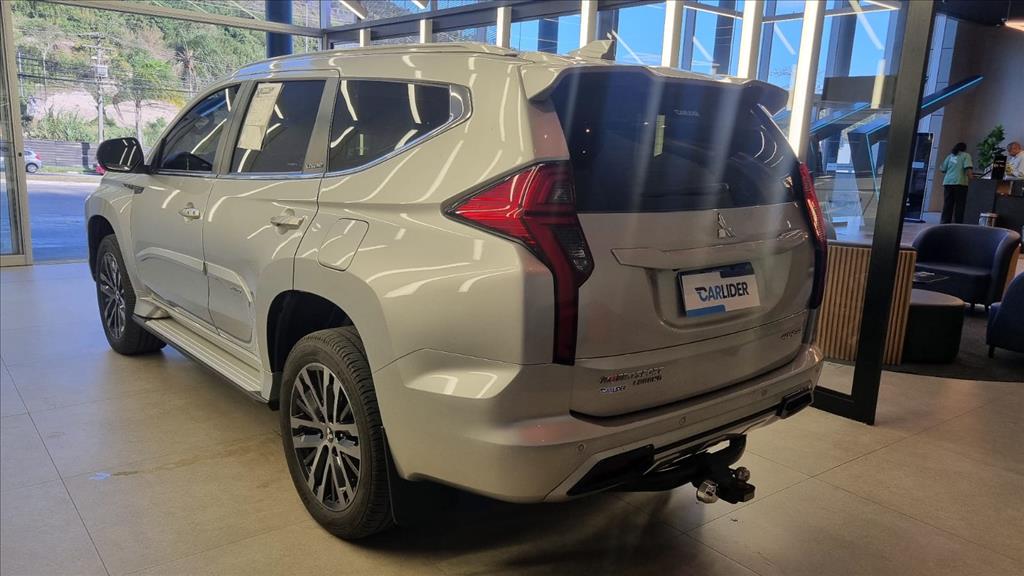 PAJERO SPORT 2.4 16V MIVEC TURBO DIESEL LEGEND AWD AUTOMÁTICO6