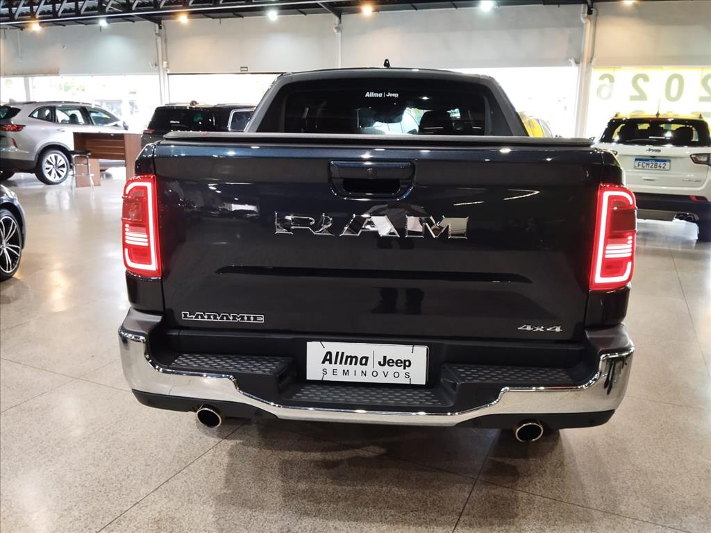 RAMPAGE 2.0 HURRICANE 4 TURBO GASOLINA LARAMIE 4X4 AUTOMÁTICO5