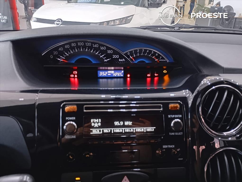 ETIOS 1.5 XS 16V FLEX 4P MANUAL5