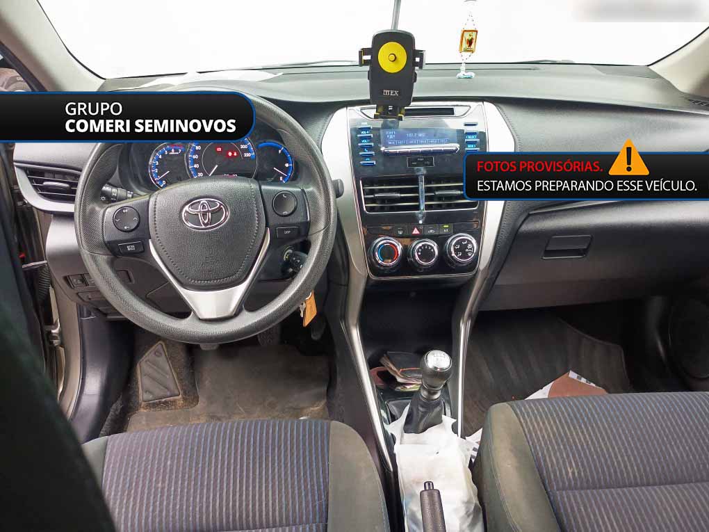 YARIS 1.5 16V FLEX SEDAN XL MANUAL