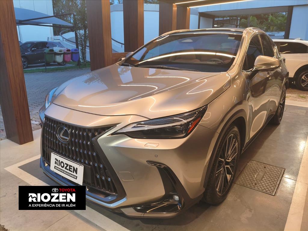 NX 450h+ 2.5 PHEV AWD CVT1