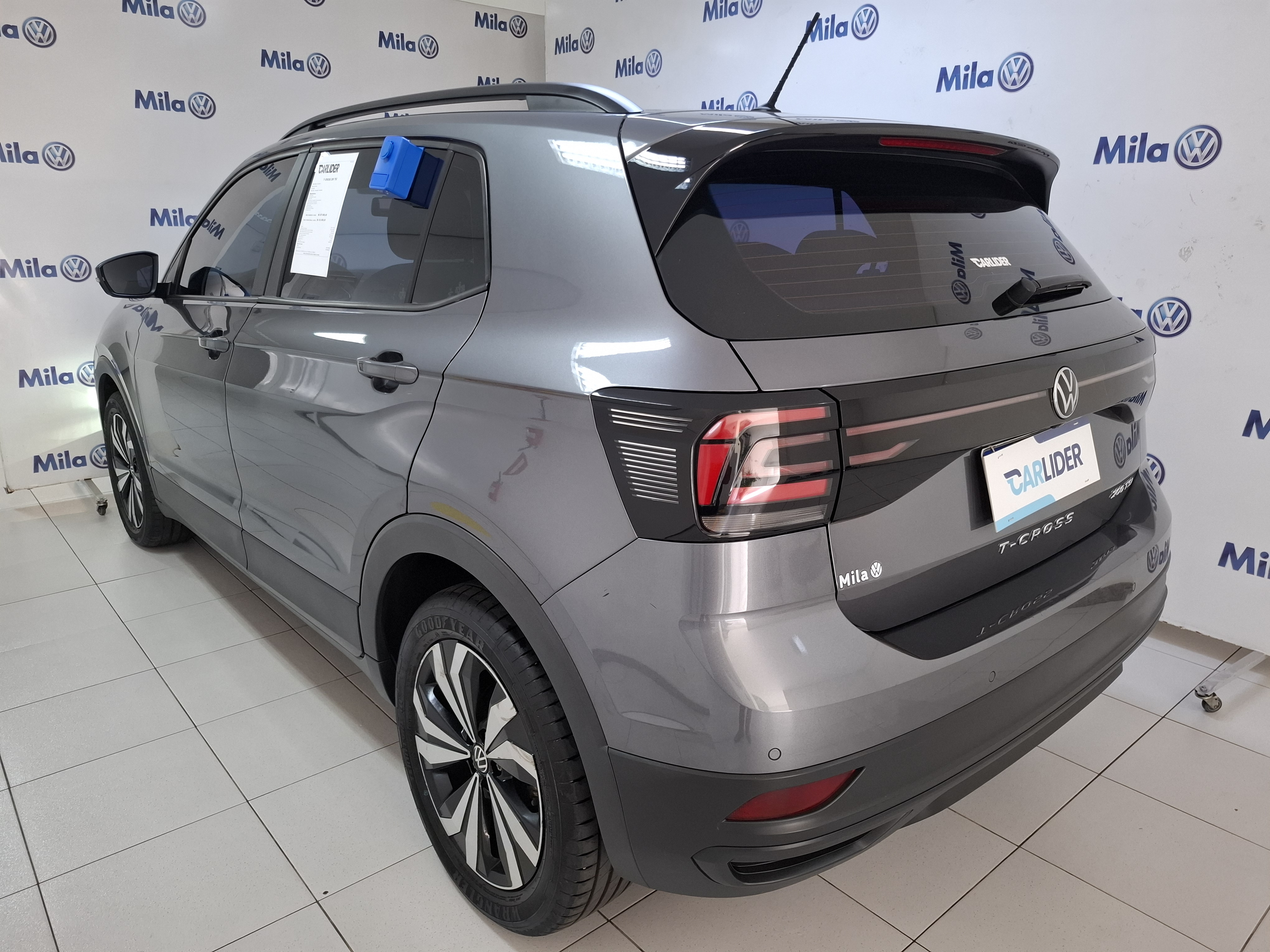 T-CROSS 1.0 200 TSI TOTAL FLEX AUTOMÁTICO2