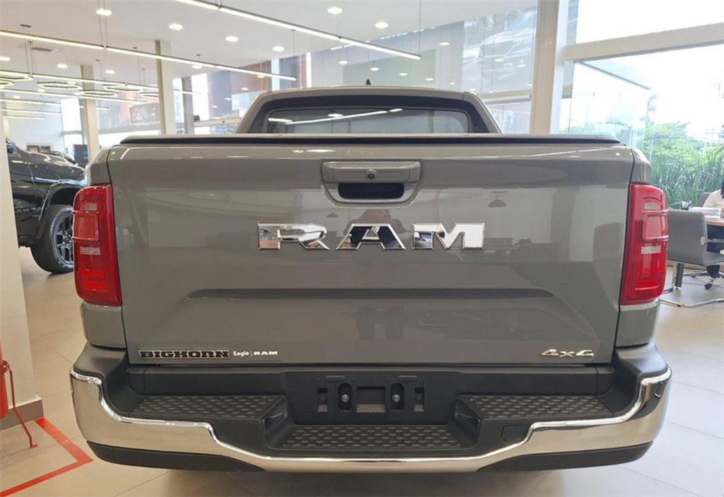 RAMPAGE 2.2 TURBO DIESEL BIG HORN 4X4 AUTOMÁTICO3