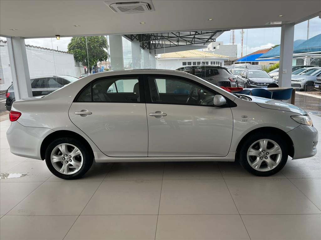 COROLLA 1.8 GLI 16V FLEX 4P AUTOMÁTICO3