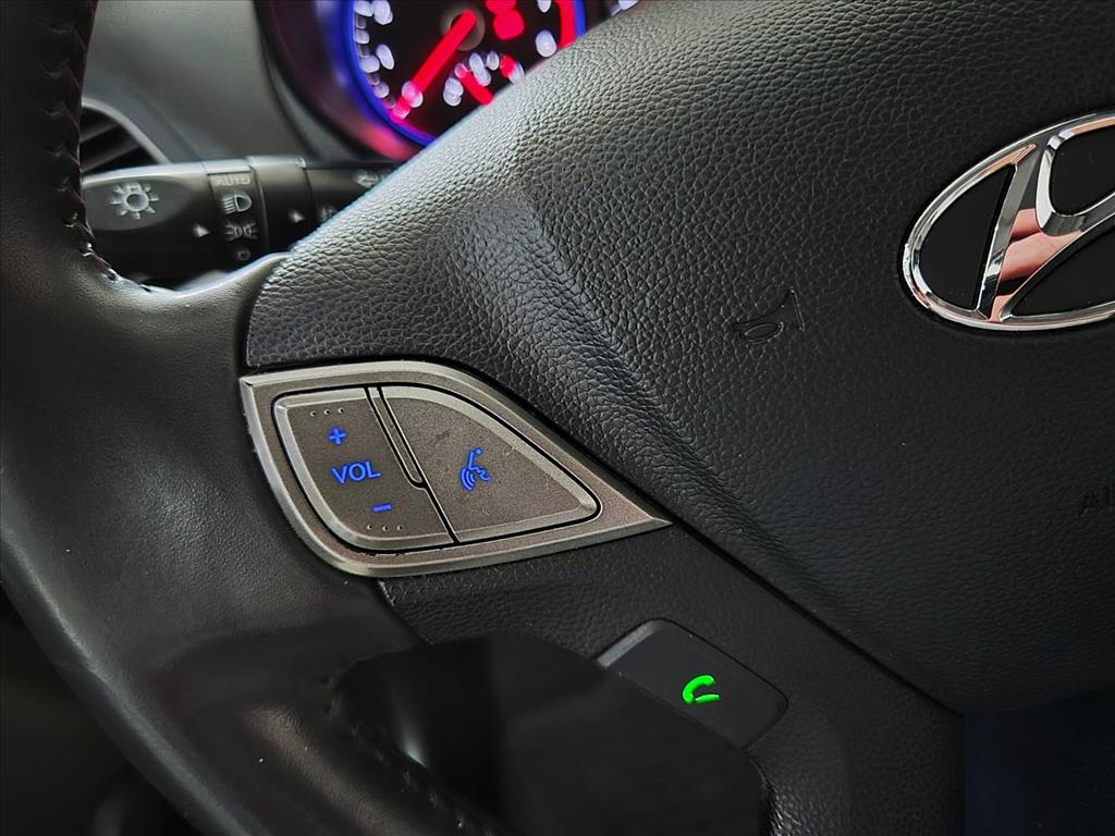 Hyundai-HB20S-1.6 PREMIUM 16V FLEX 4P AUTOMÁTICO