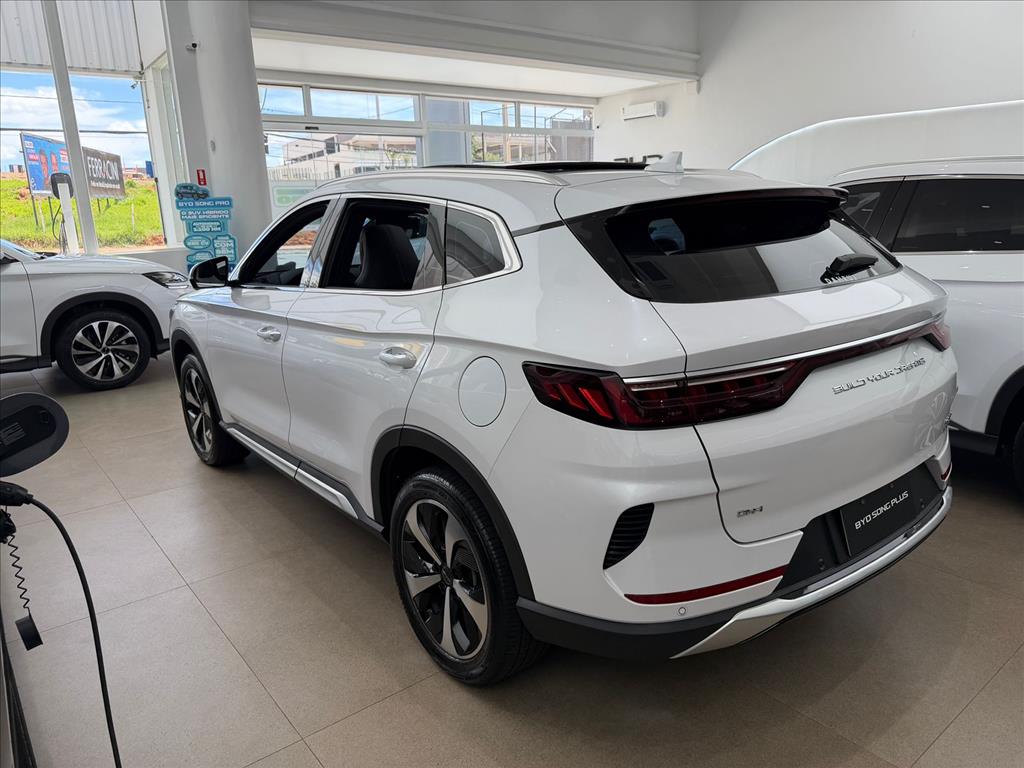 SONG PLUS 1.5 DM-I HÍBRIDO AUTOMÁTICO9