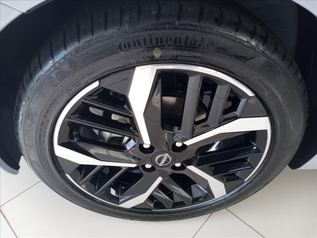 VERSA 1.6 16V FLEX EXCLUSIVE XTRONIC5