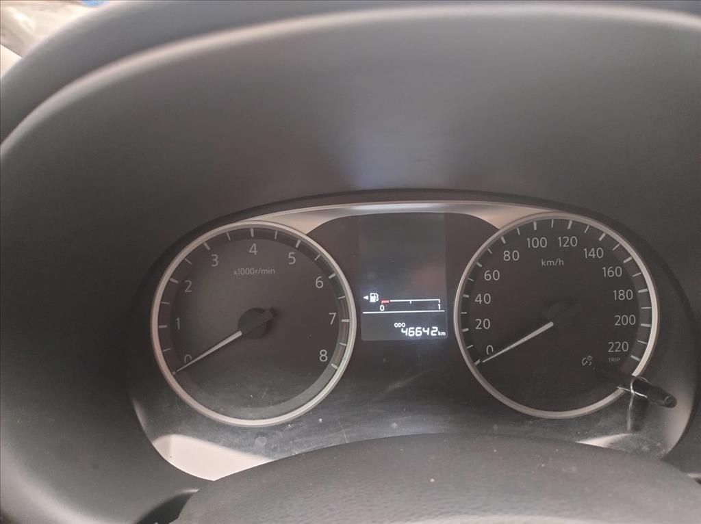 KICKS PLAY 1.6 16V FLEXSTART ACTIVE PLUS XTRONIC8
