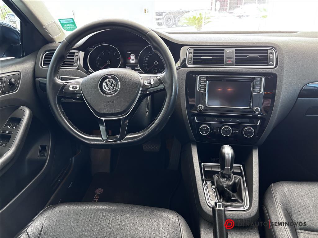 Volkswagen-JETTA-2.0 TSI HIGHLINE 211CV GASOLINA 4P TIPTRONIC