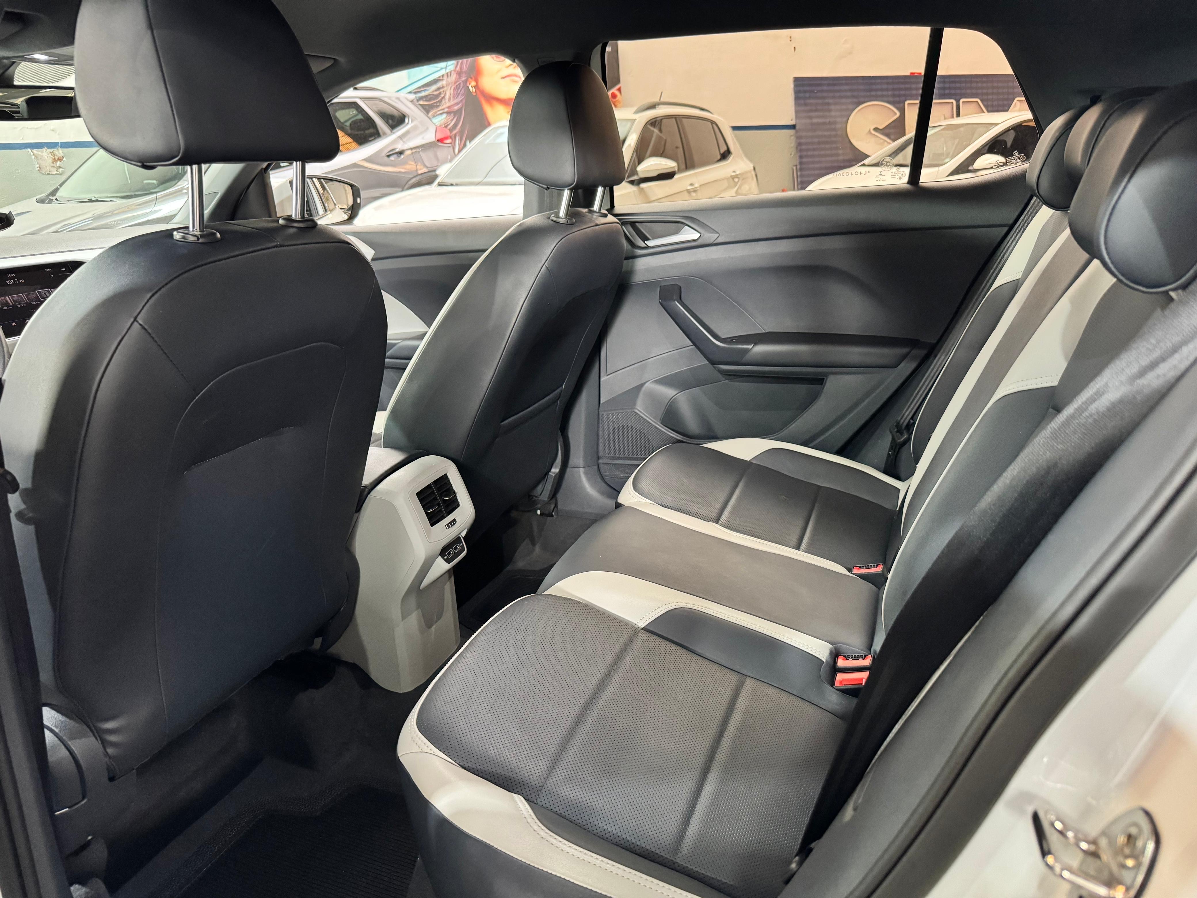 VW - Volkswagen-T-CROSS-1.4 250 TSI TOTAL FLEX HIGHLINE AUTOMÁTICO