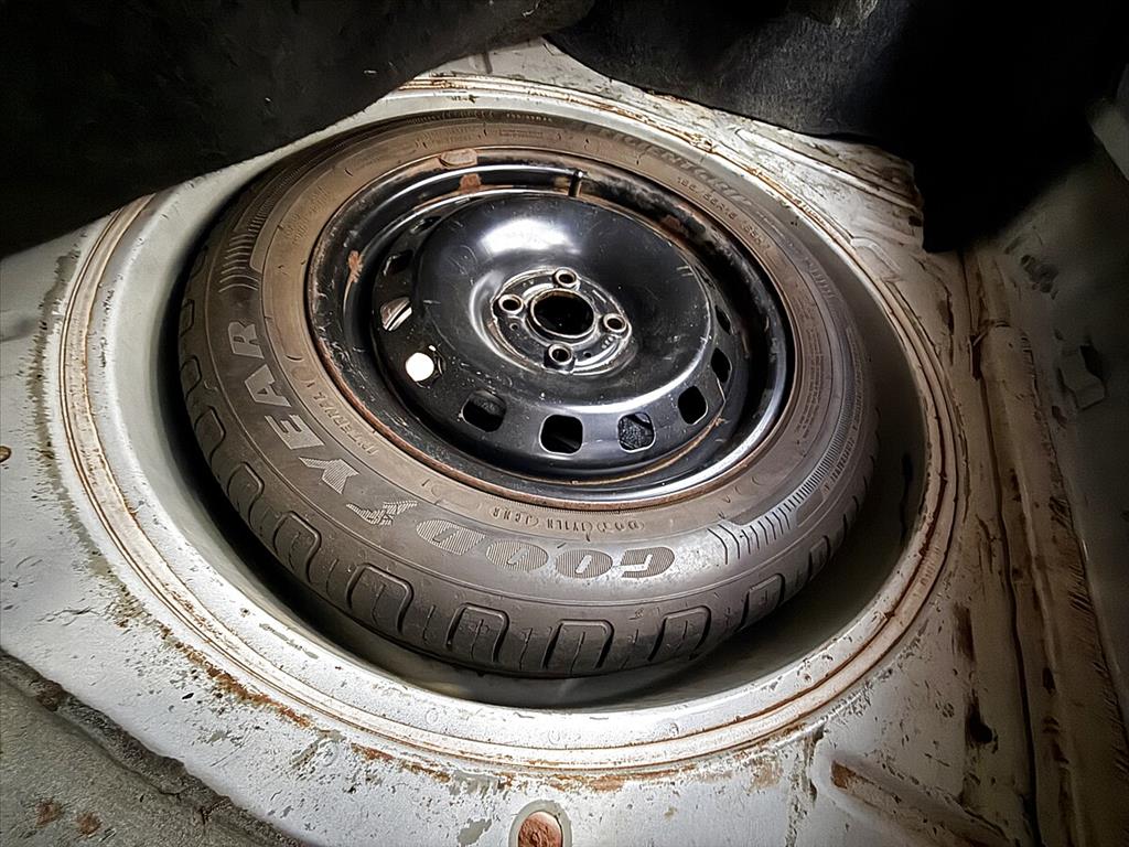 Volkswagen Gol - 1.0 12V MPI TOTALFLEX 4P MANUAL