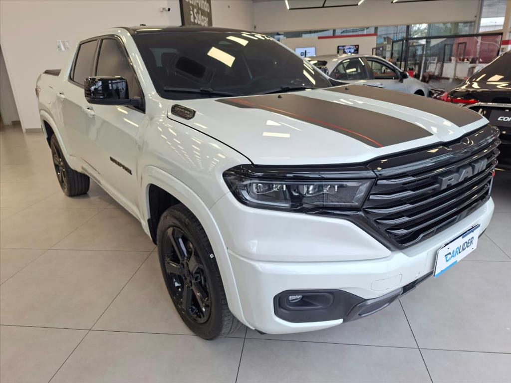 RAMPAGE 2.0 HURRICANE 4 TURBO GASOLINA R/T 4X4 AUTOMÁTICO1