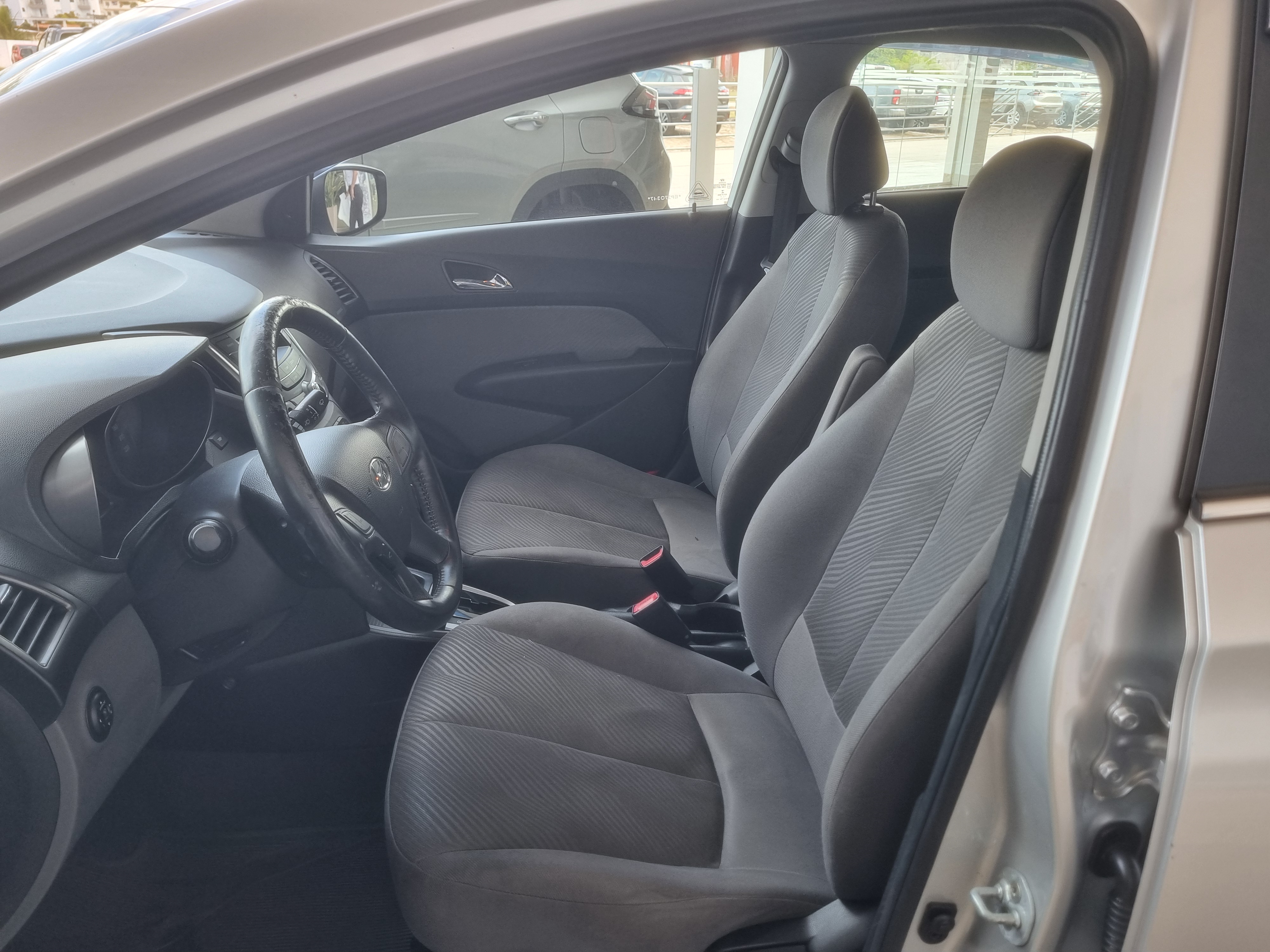 HB20S 1.6 PREMIUM 16V FLEX 4P AUTOMÁTICO6
