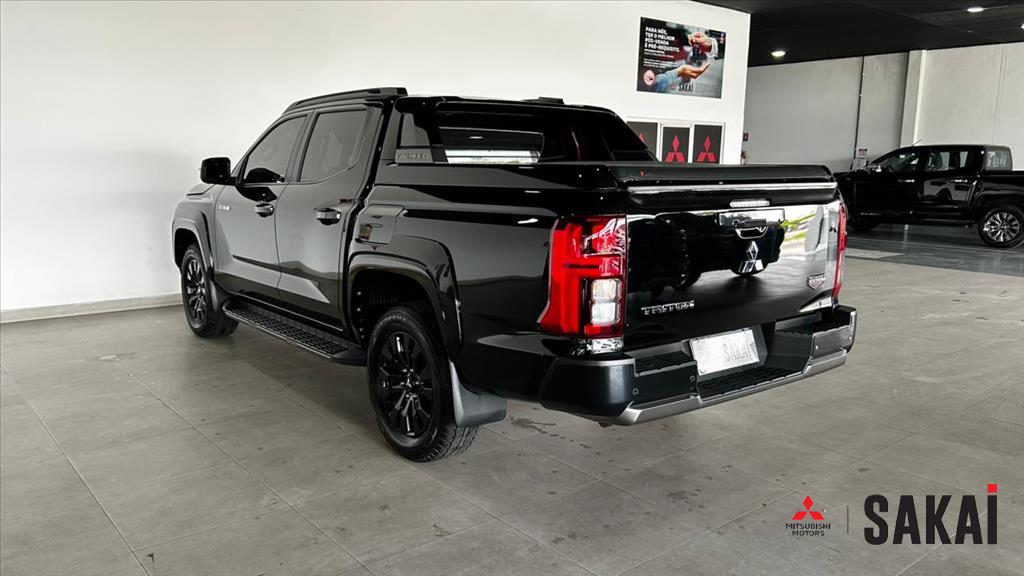 Mitsubishi-TRITON-2.4 BITURBO DIESEL CD KATANA 4X4 AUTOMÁTICO