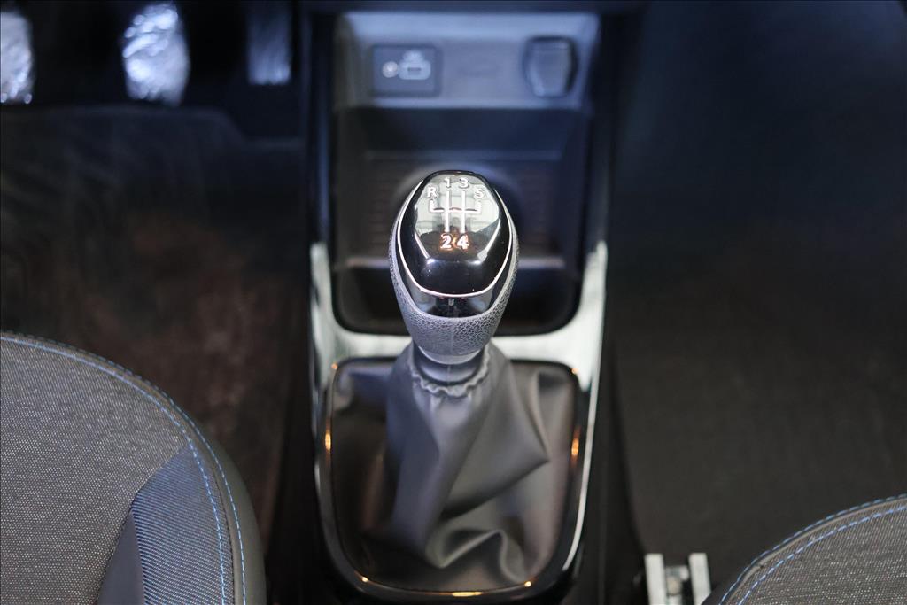 RENAULT KWID 1.0 12V SCE FLEX INTENSE MANUAL