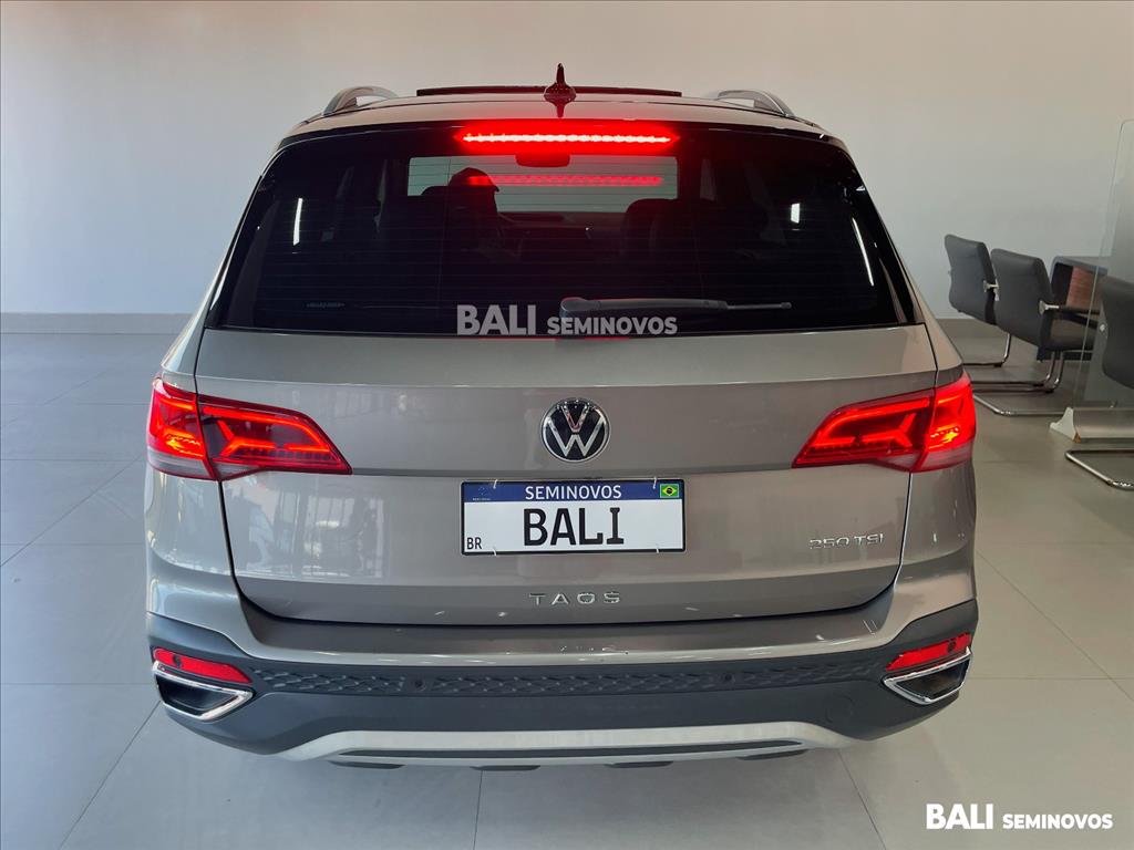 TAOS 1.4 250 TSI TOTAL FLEX HIGHLINE AUTOMÁTICO6