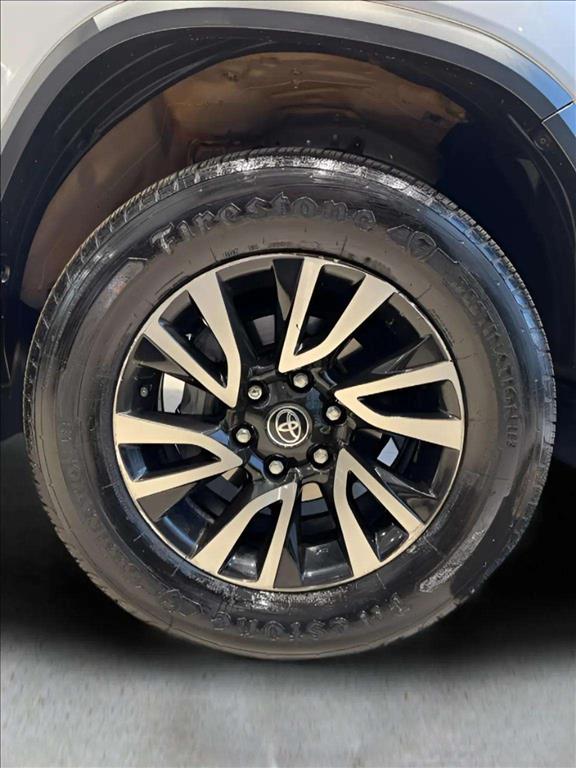 HILUX SW4 2.8 D-4D TURBO DIESEL SRX 7L 4X4 AUTOMÁTICO15