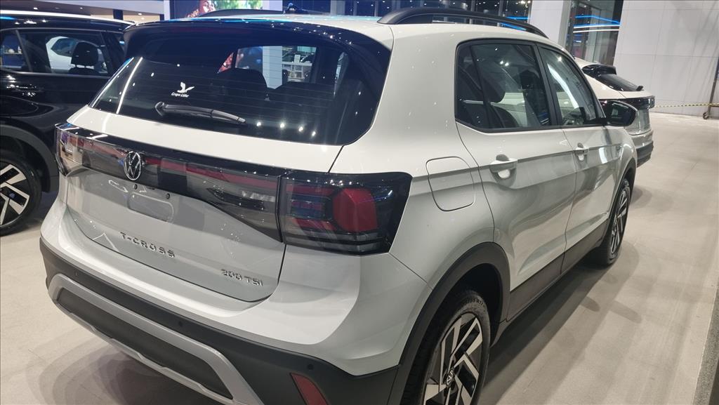 T-CROSS 1.0 200 TSI TOTAL FLEX COMFORTLINE AUTOMÁTICO4