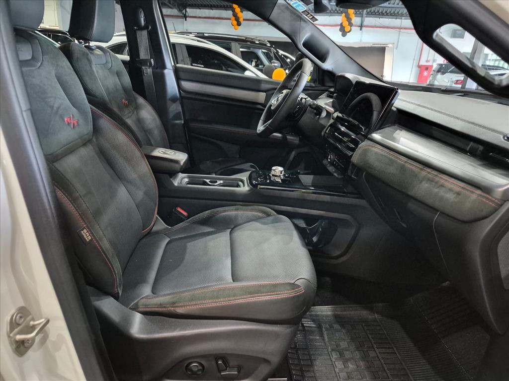 RAMPAGE 2.0 TURBO DIESEL REBEL 4X4 AUTOMÁTICO11