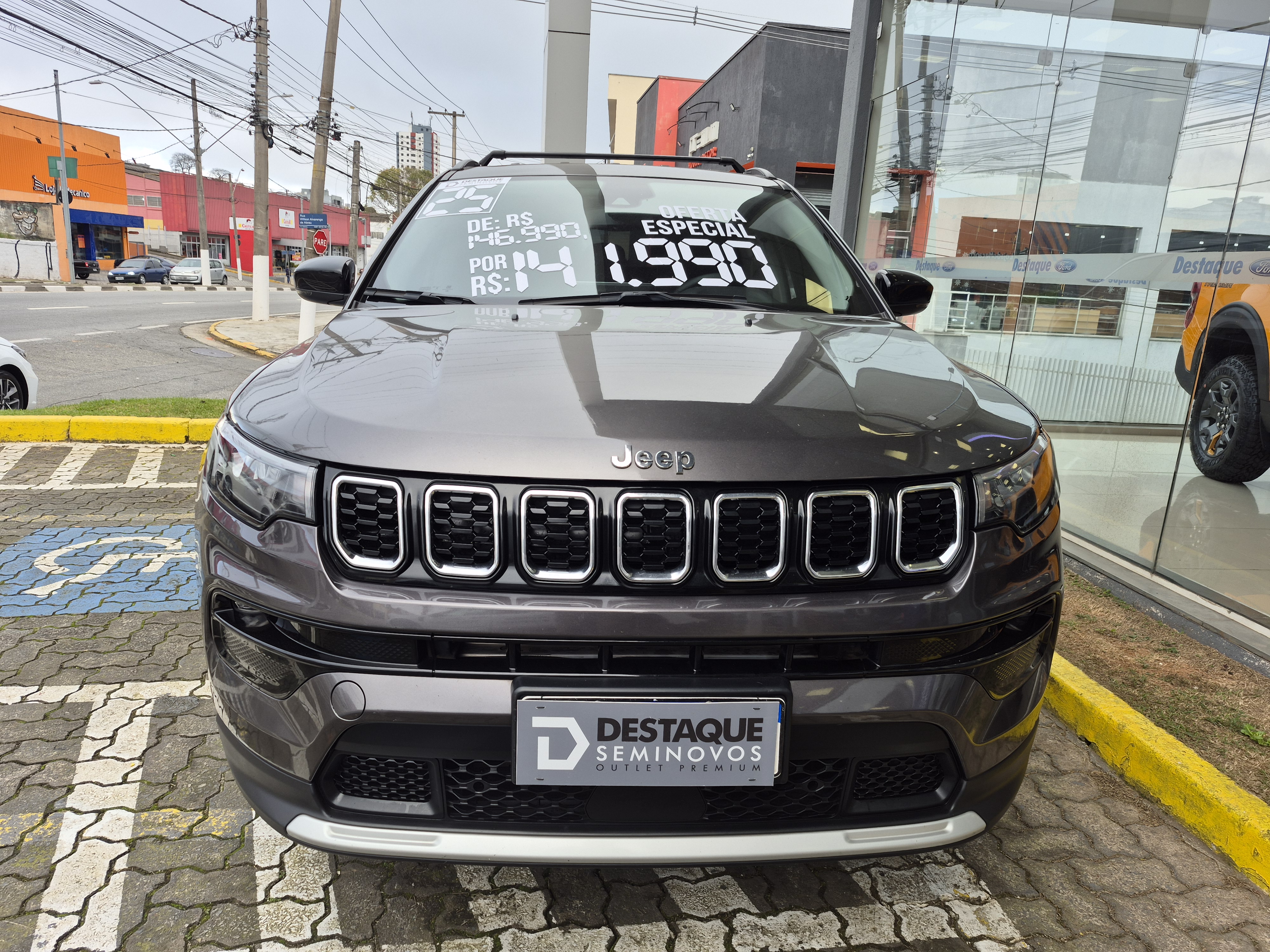 Foto ilustrativa do carro