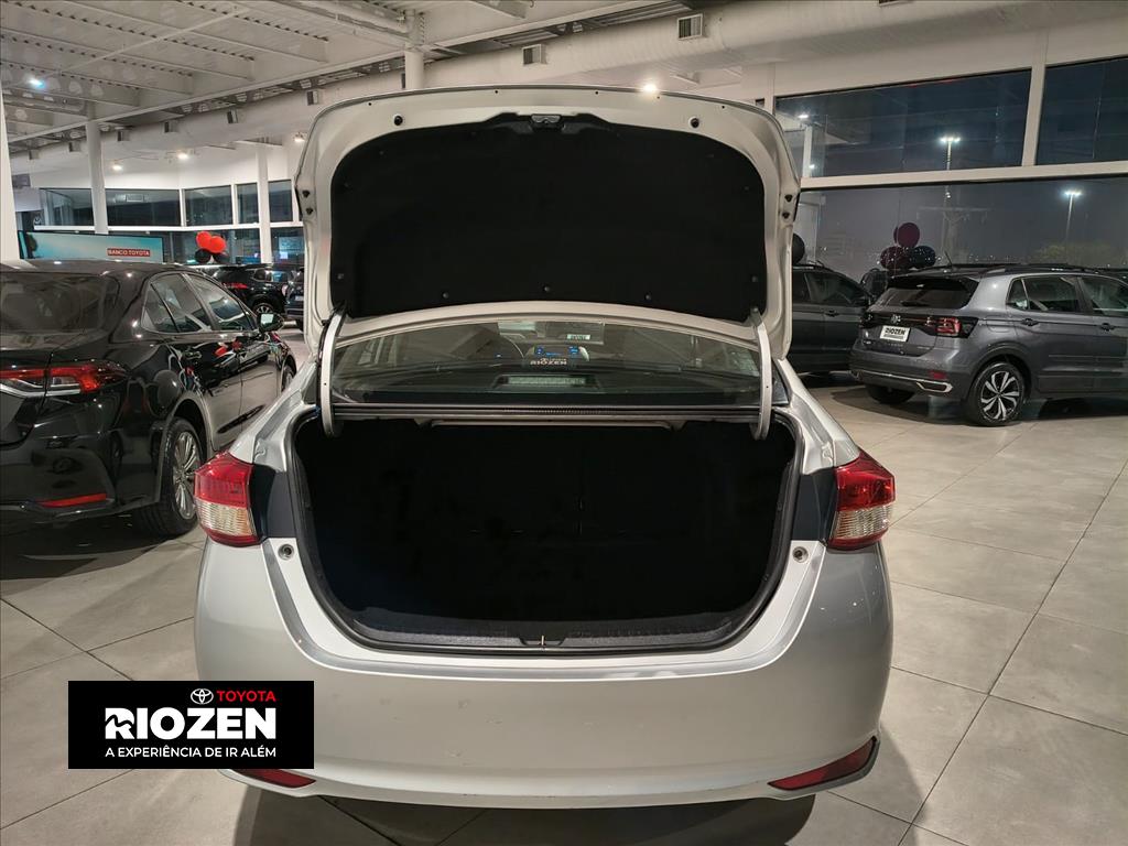 YARIS 1.5 16V FLEX SEDAN XL MULTIDRIVE4