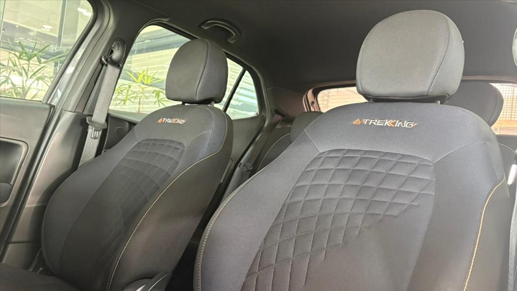 Fiat-ARGO-1.8 E.TORQ FLEX TREKKING AT6