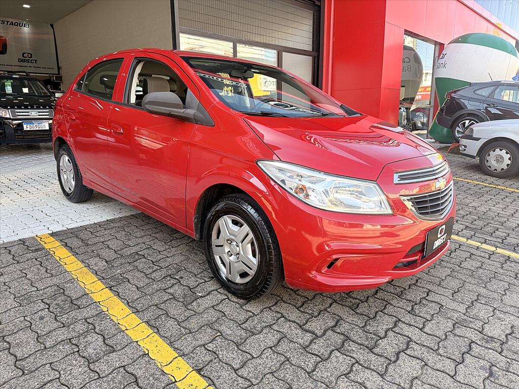 Chevrolet Onix - 1.0 MPFI LT 8V FLEX 4P MANUAL