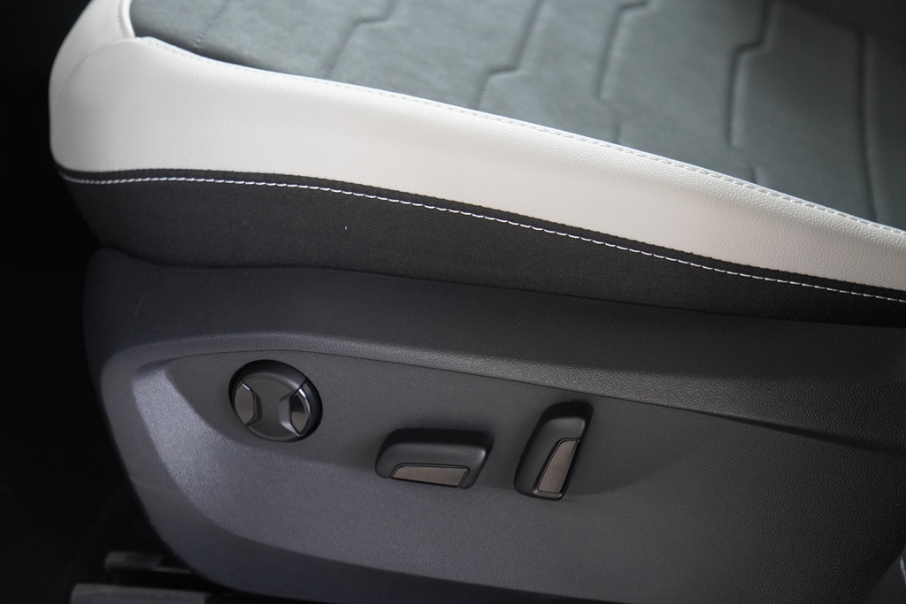 TAOS 1.4 250 TSI TOTAL FLEX COMFORTLINE AUTOMÁTICO9