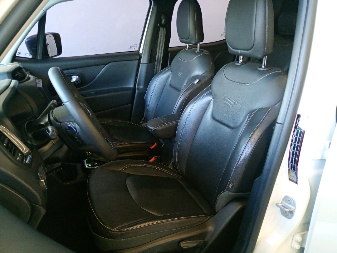 RENEGADE 1.3 T270 TURBO FLEX AT64