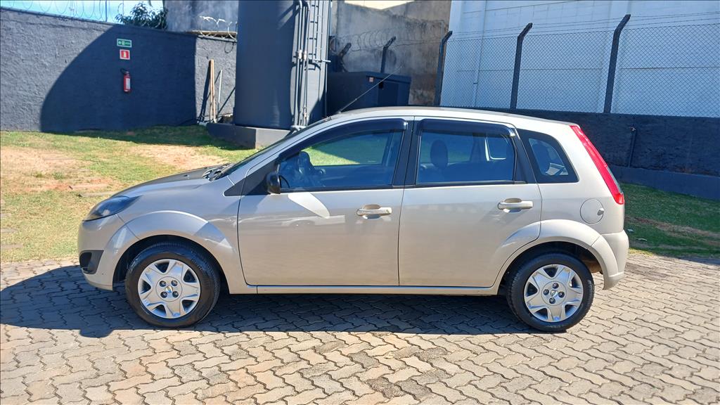FIESTA 1.0 ROCAM HATCH 8V FLEX 4P MANUAL5