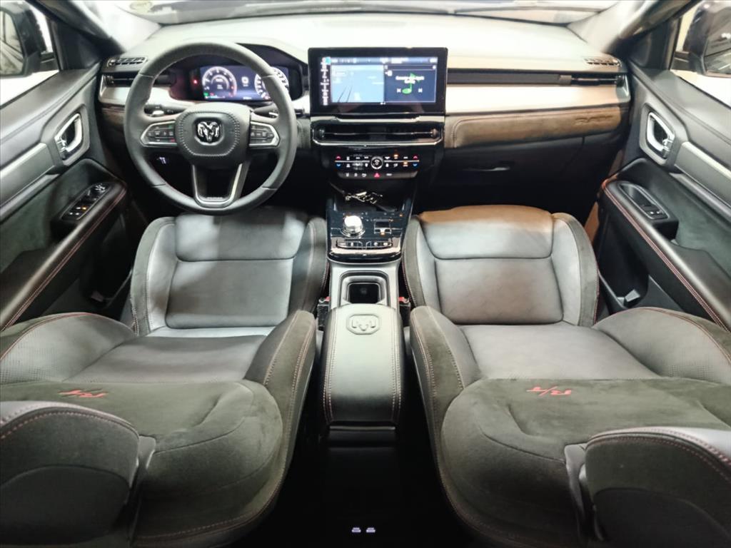 RAMPAGE 2.0 HURRICANE 4 TURBO GASOLINA R/T 4X4 AUTOMÁTICO7