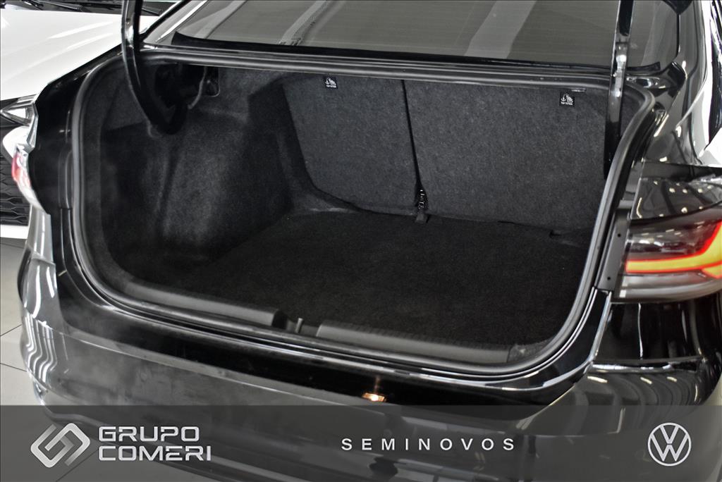 VIRTUS 1.4 250 TSI EXCLUSIVE AUTOMÁTICO17