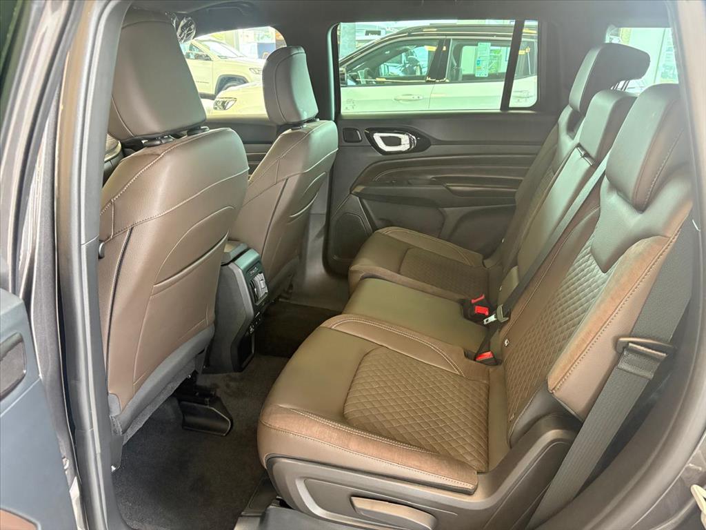 COMMANDER 2.2 TURBO DIESEL OVERLAND AT98