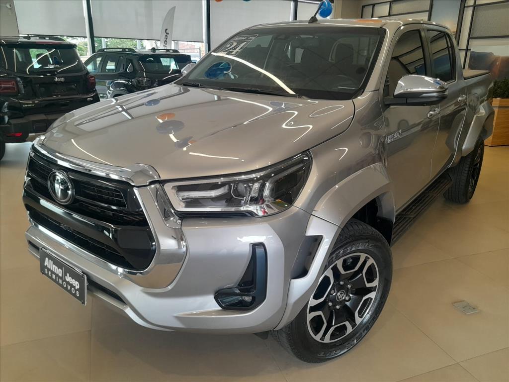 HILUX 2.8 D-4D TURBO DIESEL CD SRX PLUS 4X4 AUTOMÁTICO0