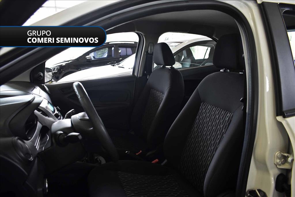 KA 1.0 TI-VCT FLEX SE SEDAN MANUAL5 KA 1.0 TI-VCT FLEX SE SEDAN MANUAL5