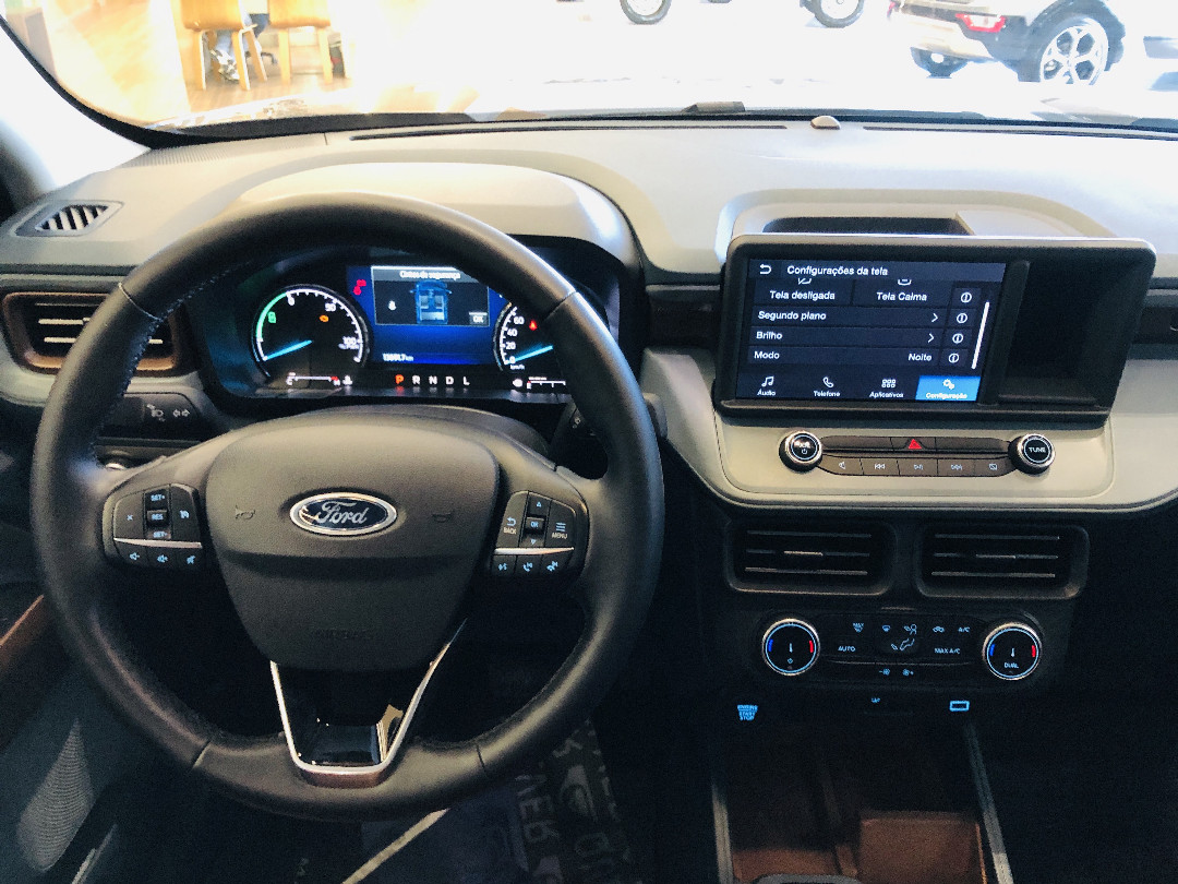 MAVERICK 2.5 HYBRID LARIAT e-CVT