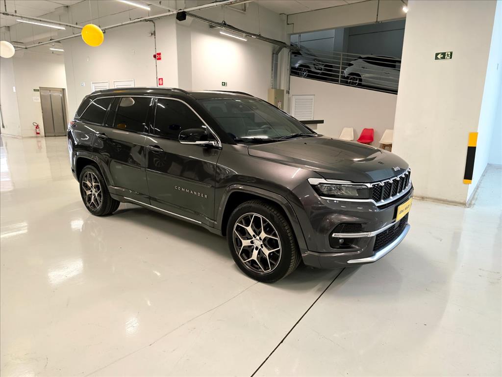 COMMANDER 1.3 T270 TURBO FLEX OVERLAND AT62