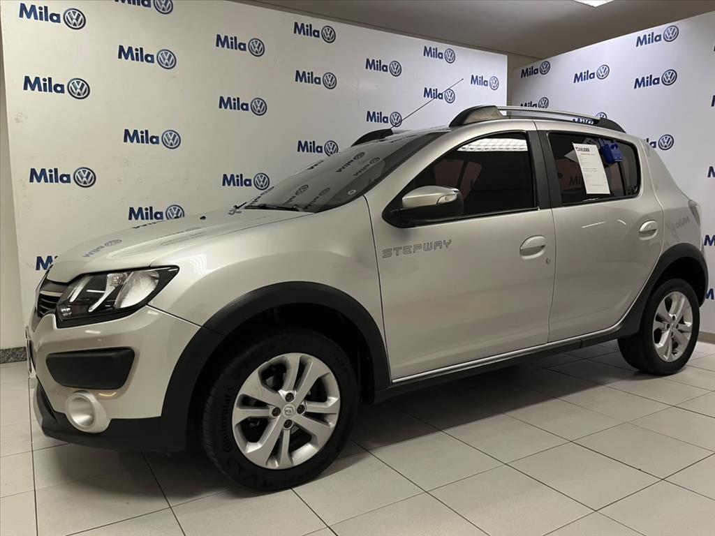 SANDERO 1.6 STEPWAY 8V FLEX 4P AUTOMATIZADO1