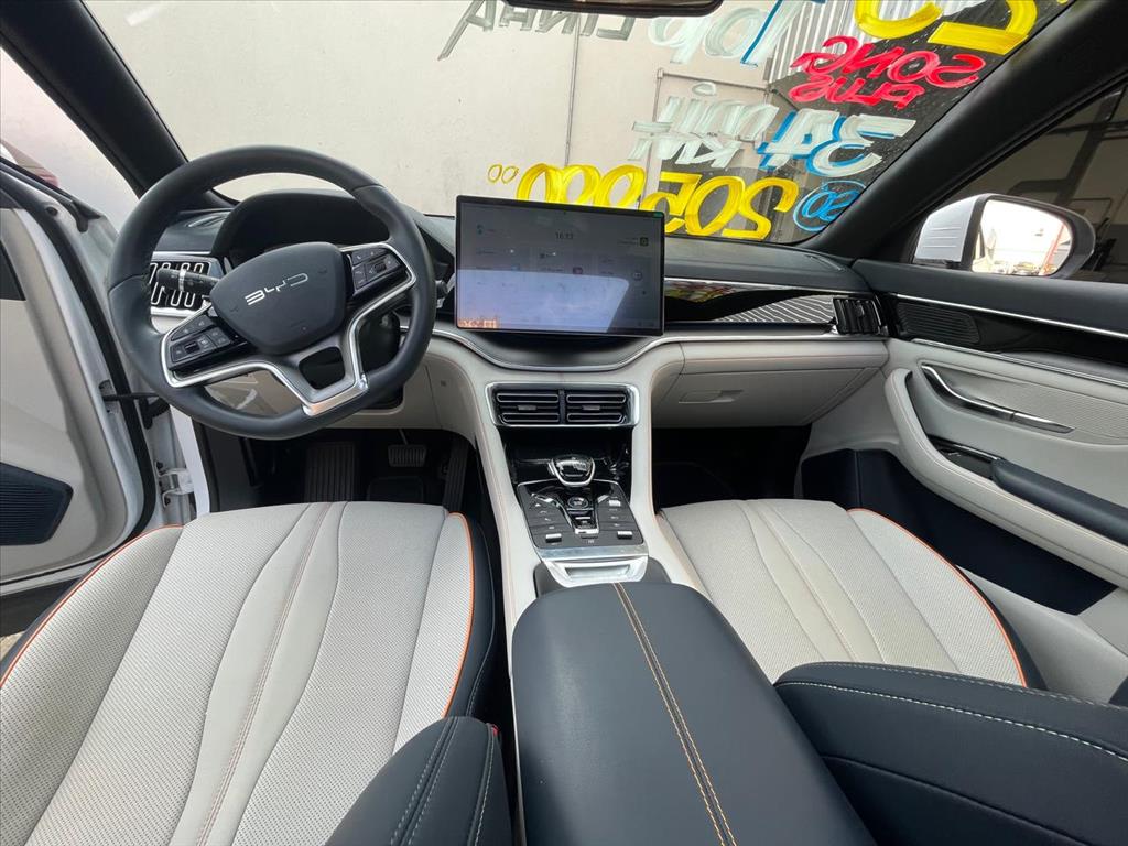 SONG PLUS 1.5 DM-I HÍBRIDO AUTOMÁTICO4