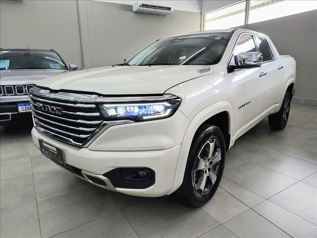 RAMPAGE 2.0 TURBO DIESEL LARAMIE 4X4 AUTOMÁTICO3