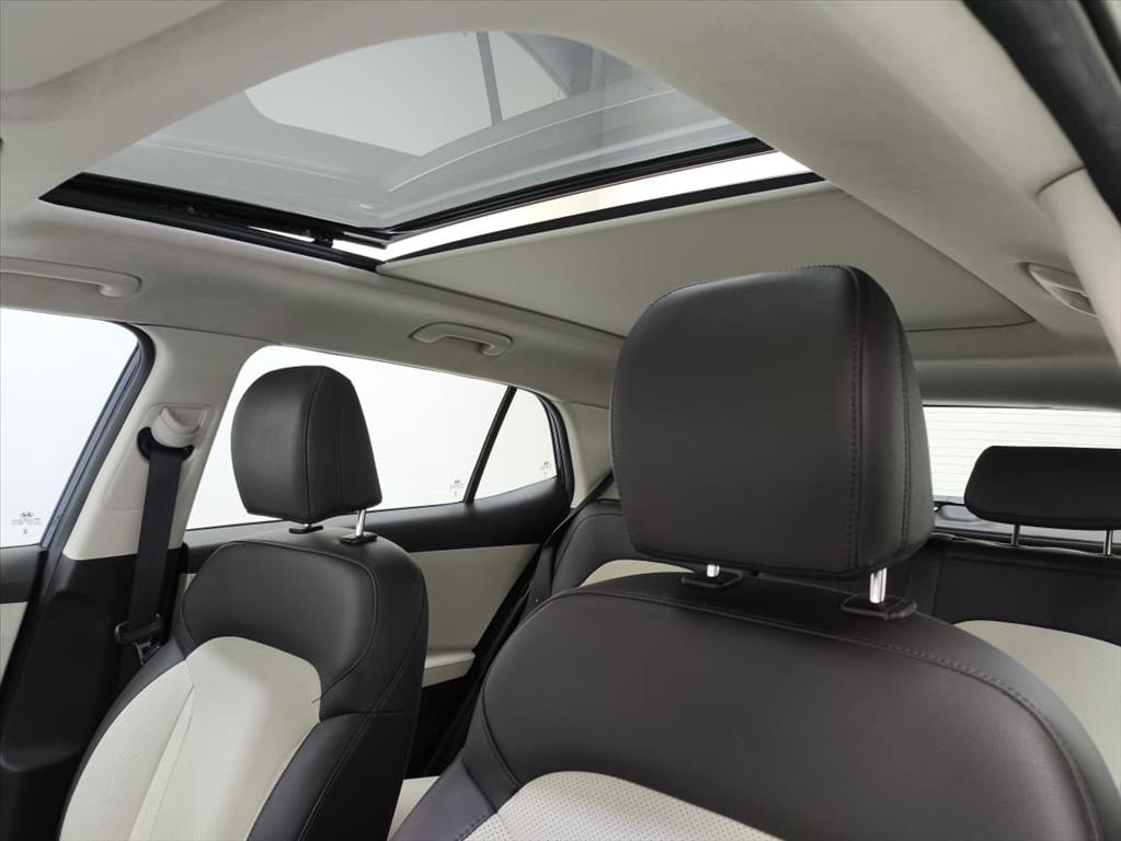 CRETA 2.0 FLEX ULTIMATE AUTOMÁTICO12