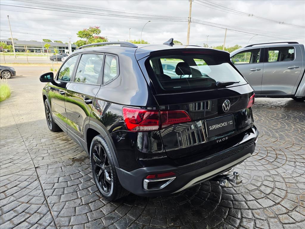 TAOS 1.4 250 TSI TOTAL FLEX COMFORTLINE AUTOMÁTICO9